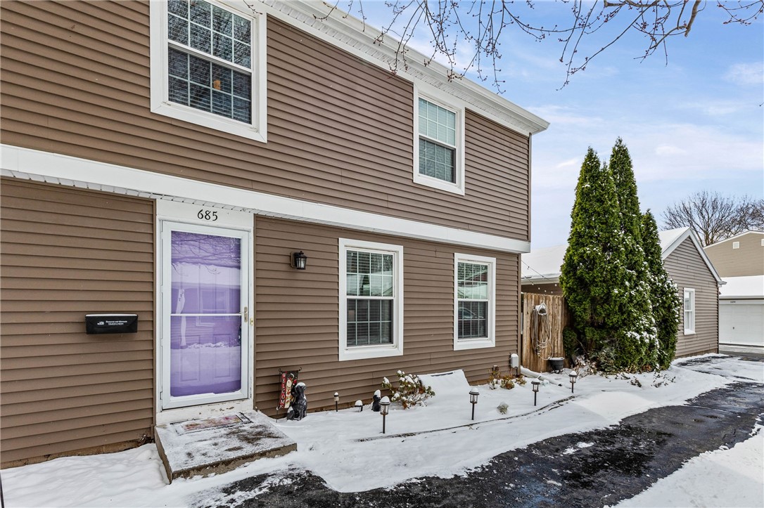 685 Hidden Valley Road