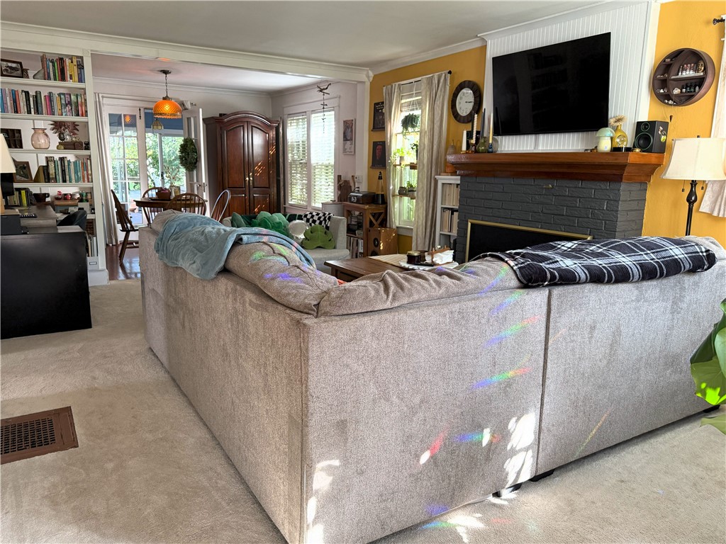 312 Larchmont Road