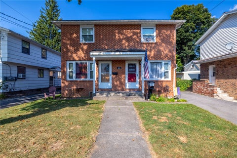 Photo for 207 W Ivy Street