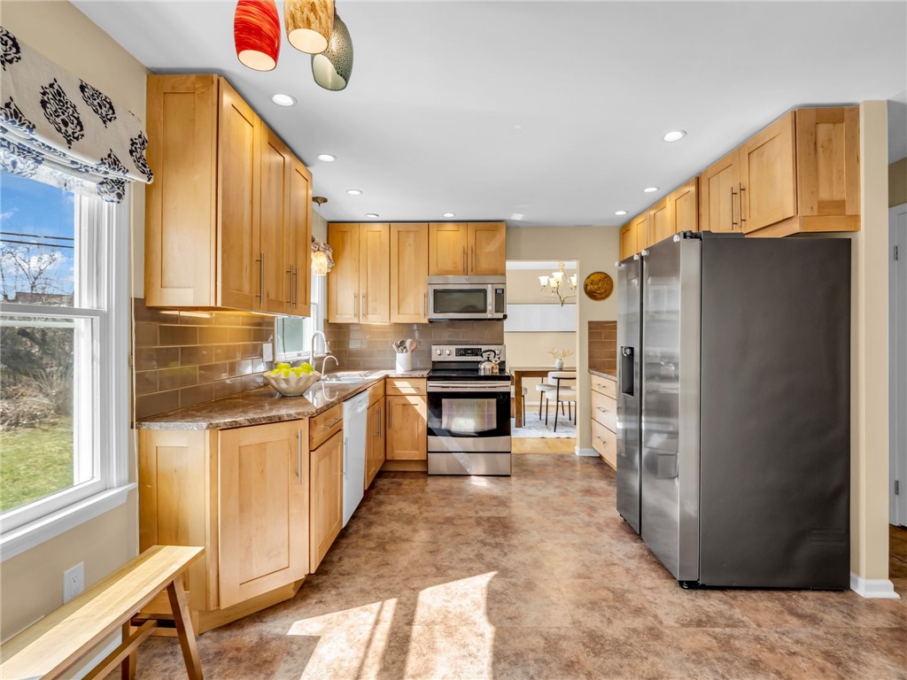29 French Meadow Lane, Brighton, New York image 23