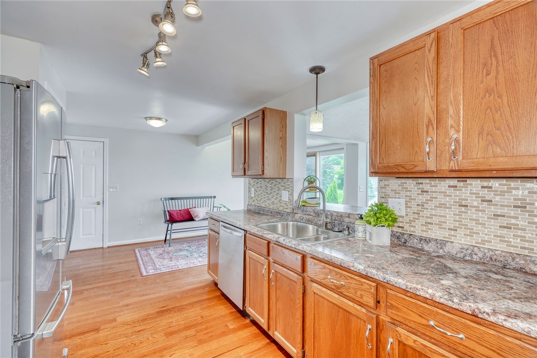 Search Properties 2 731 brookeville drive