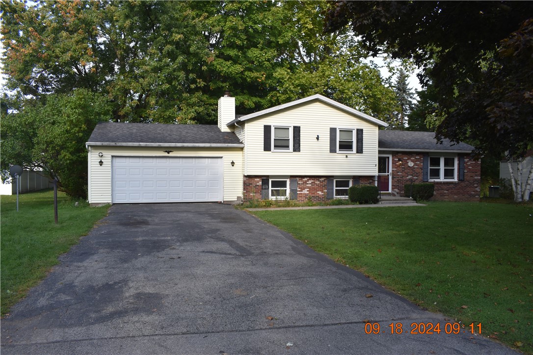 17 Shelly Road, Livonia, New York image 1