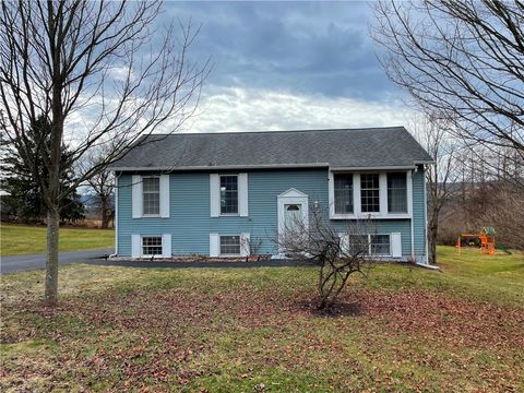 Homes For Sale - 121 Foote Hill Road<br/> Chenango County, Sherburne, NY 13460