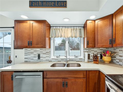 Tiny photo for 1725 Parkside Place, Lima, NY 14485 (MLS # R1654585)