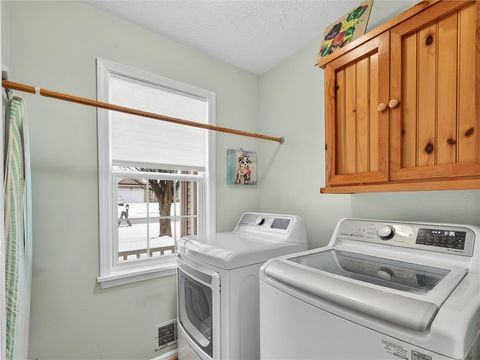 Tiny photo for 1725 Parkside Place, Lima, NY 14485 (MLS # R1654585)