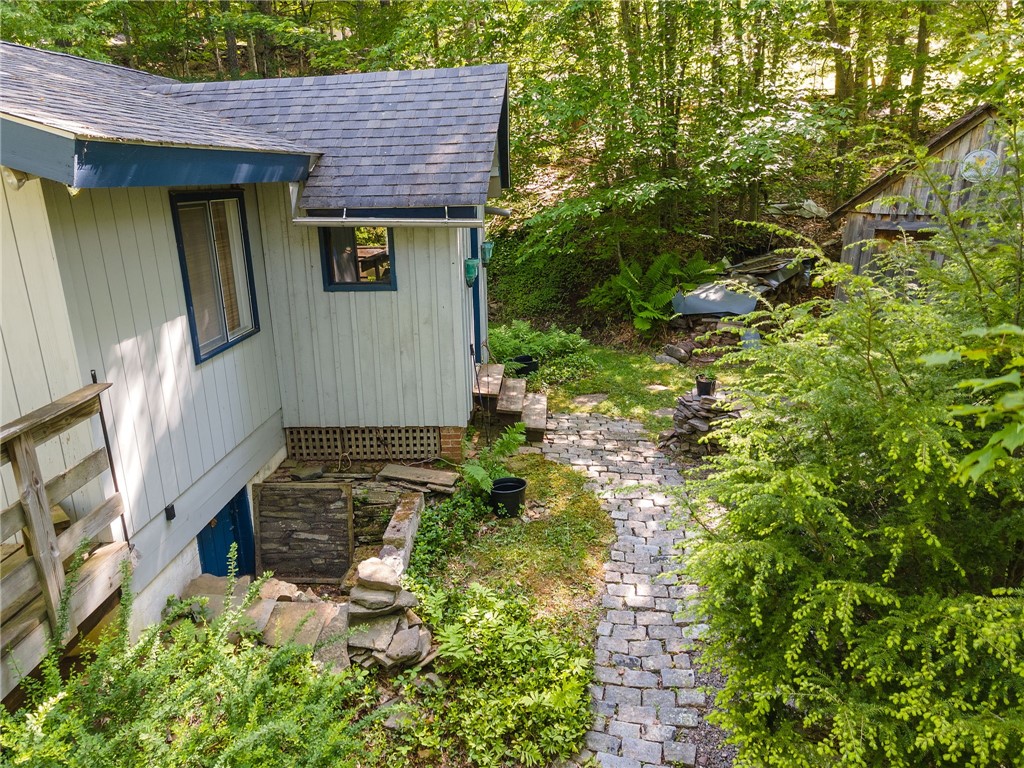 101 Hunter Lane, Hunter, New York image 5