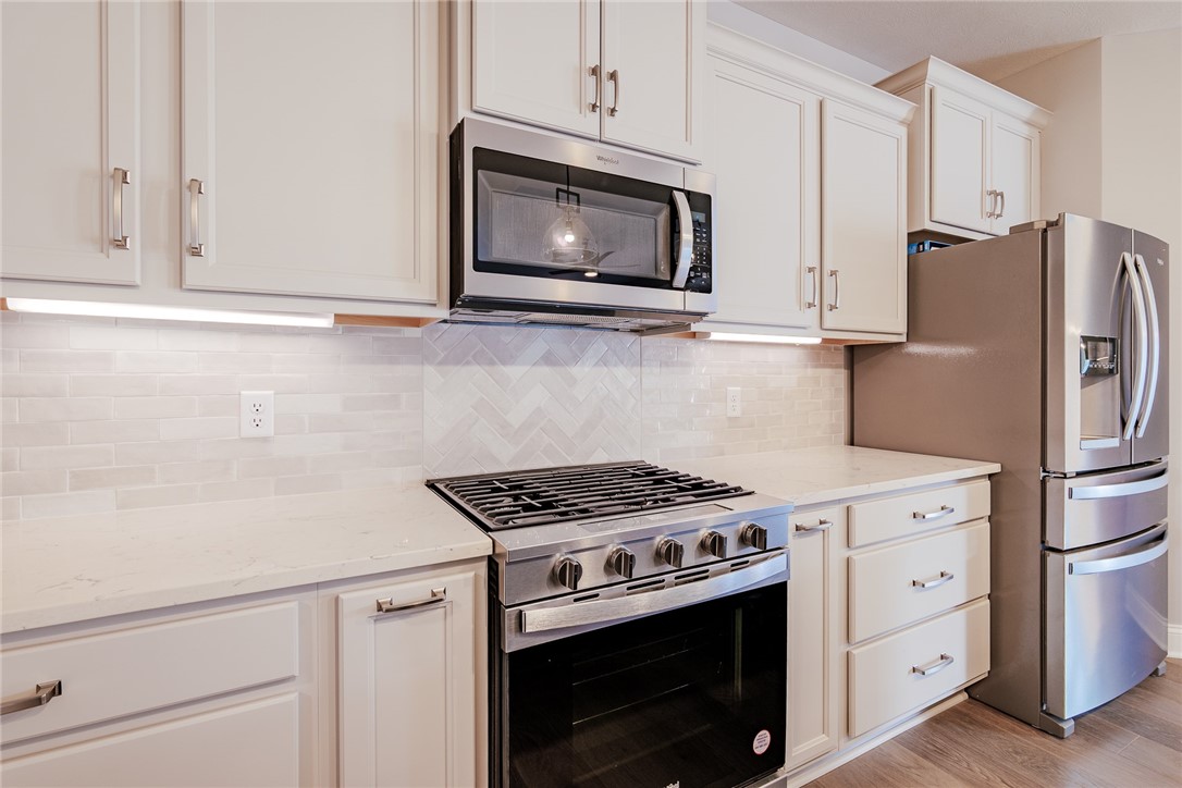 56 Cedarway Circle, Webster, New York image 13