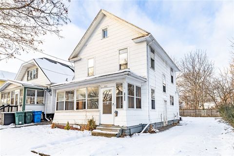 Photo of 1822 Clifford Avenue, Rochester, NY 14609 (MLS # R1659411)