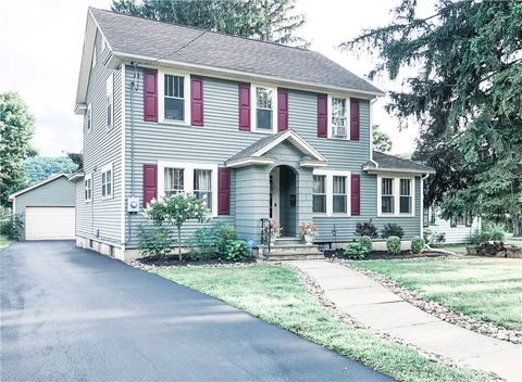 Apartment For Sale - 1659 W Church Street<br/> Chemung County, Elmira, NY 14905