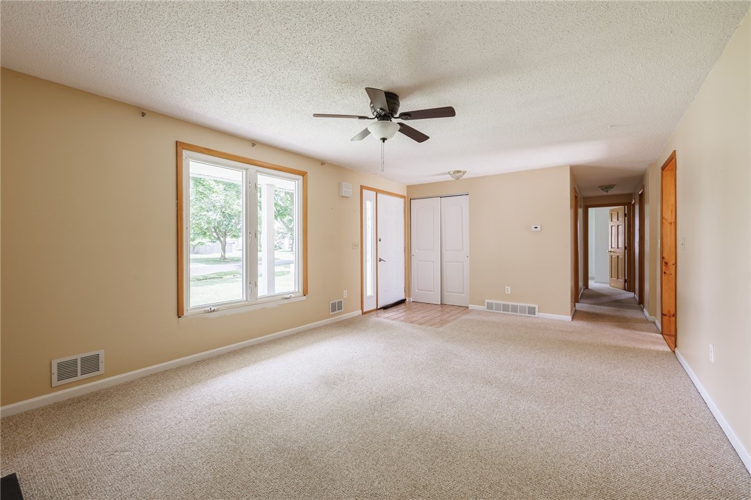 Search Properties 2 72 juliane drive
