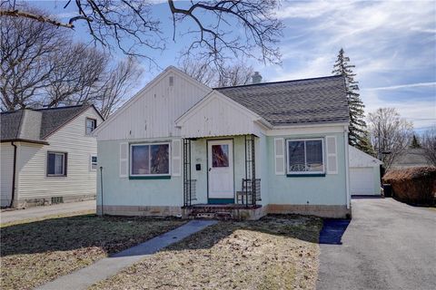 Homes For Sale - 67 Colwick Road<br/> Gates, NY 14624