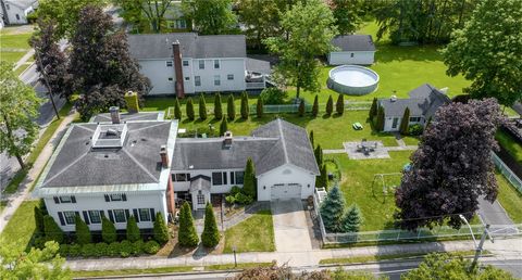 Photo of 133 N Broad Street, Norwich, NY 13815 (MLS # R1634800)