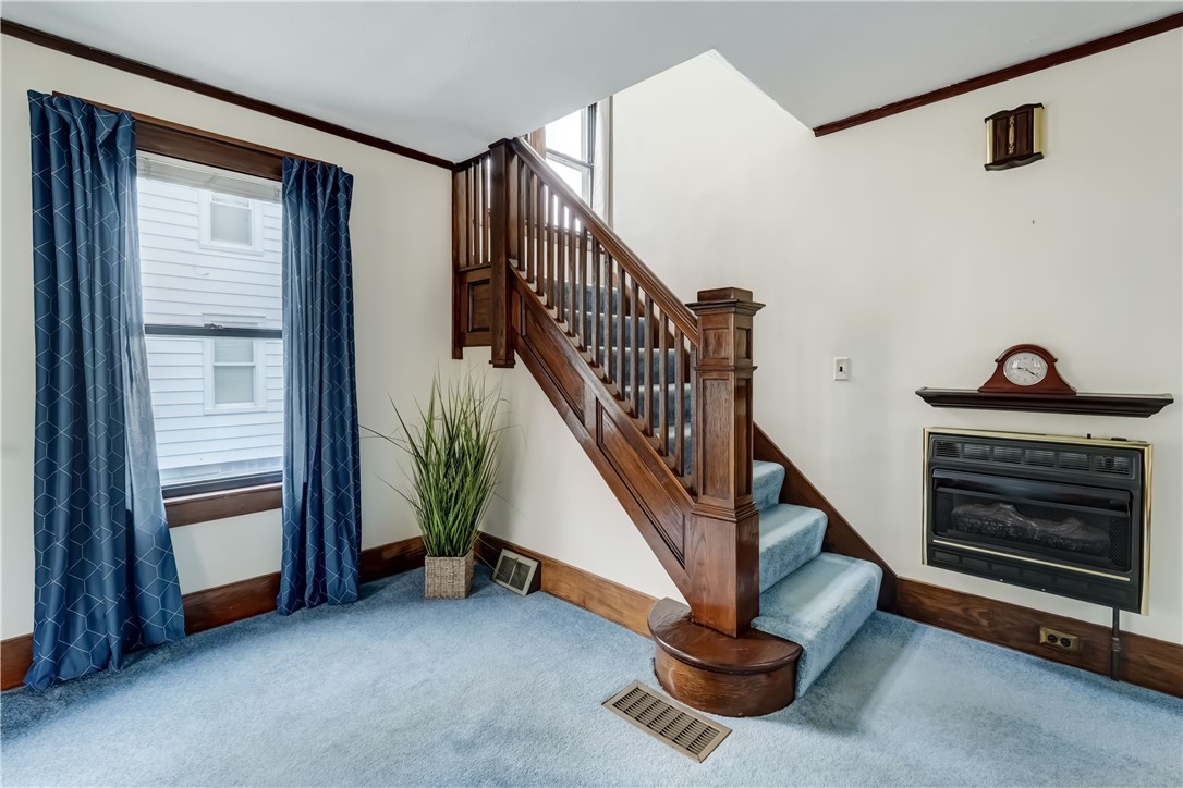 308 S Lincoln Road, East Rochester, New York image 4
