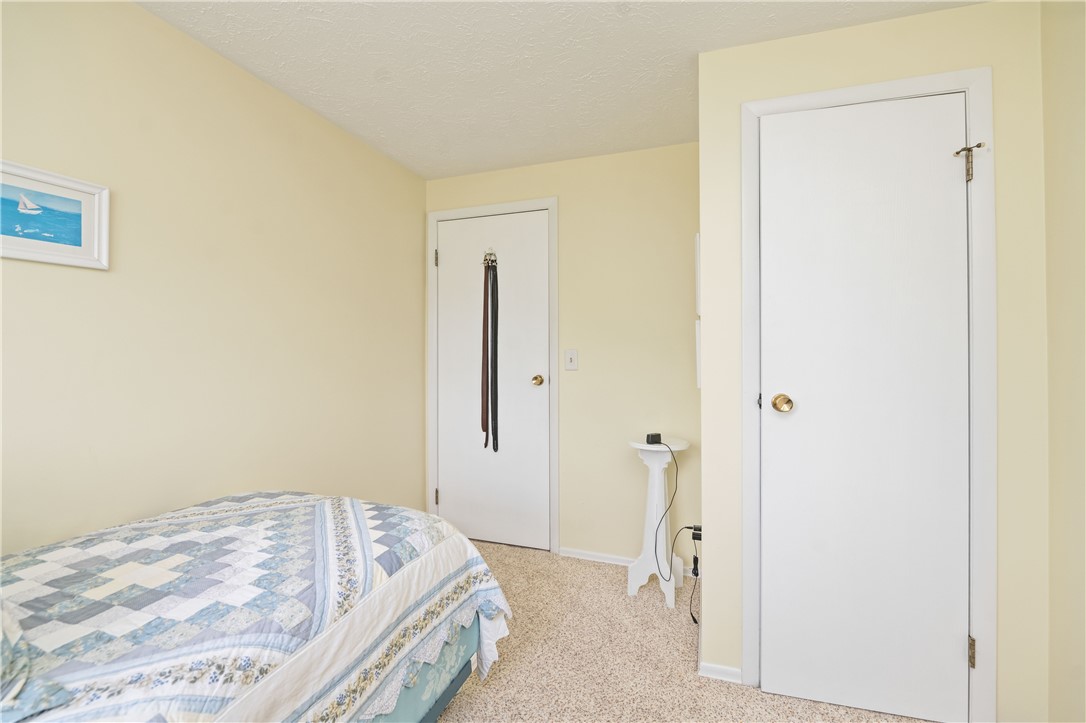 60 Flynnwood Drive, Greece, New York image 32