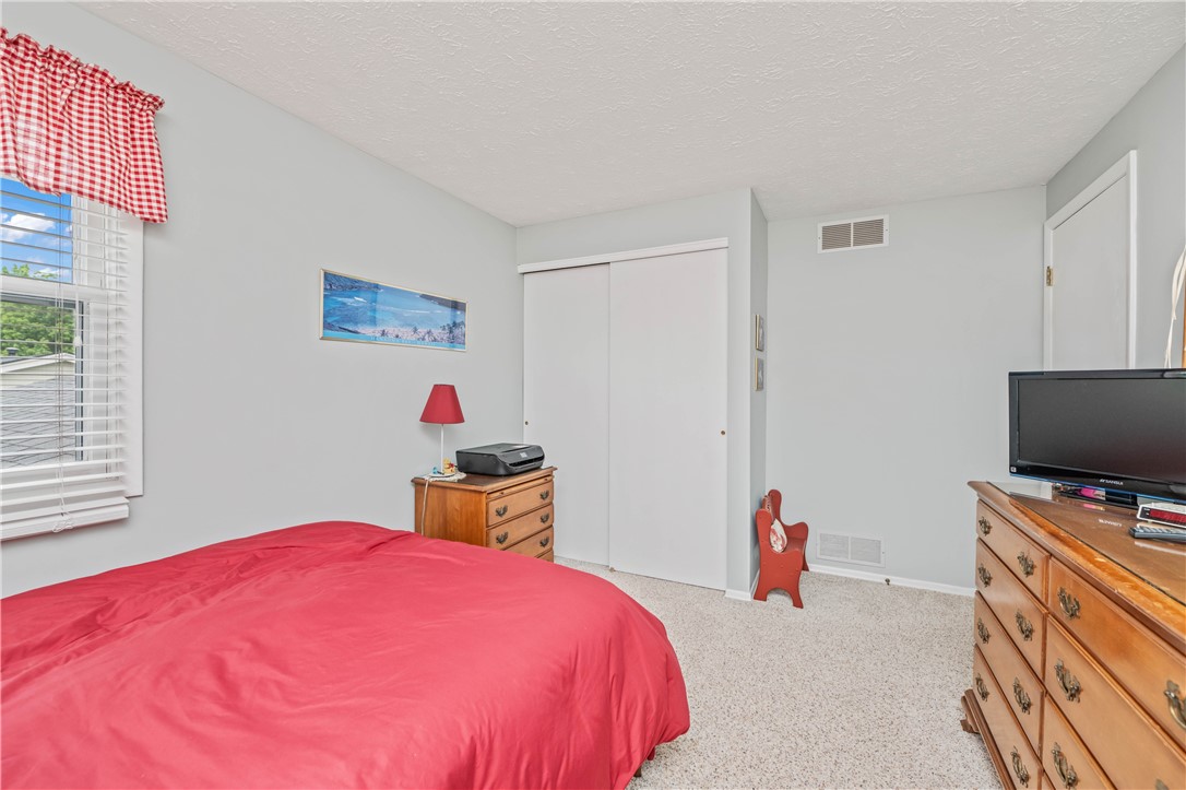 60 Flynnwood Drive, Greece, New York image 30