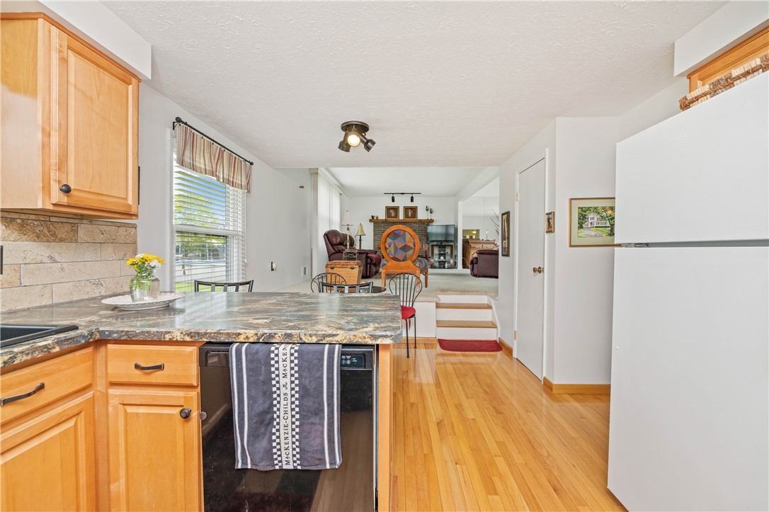 60 Flynnwood Drive, Greece, New York image 22