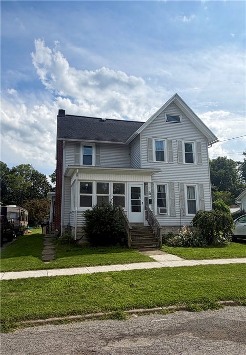 Photo for 18 E Union Street