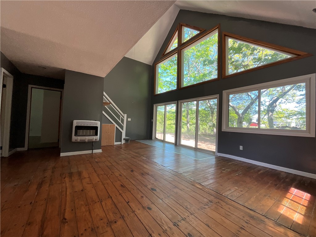 13289 Lakeview Drive
