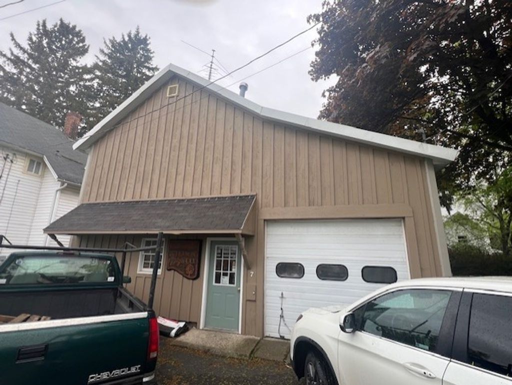 Photo of 7 Patterson Avenue, Geneva City, NY 14456 (MLS # R1605402)