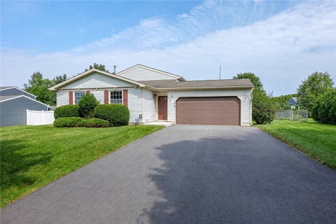 Photo of 19 Yearling Drive, Henrietta, NY 14467 (MLS # R1709180)