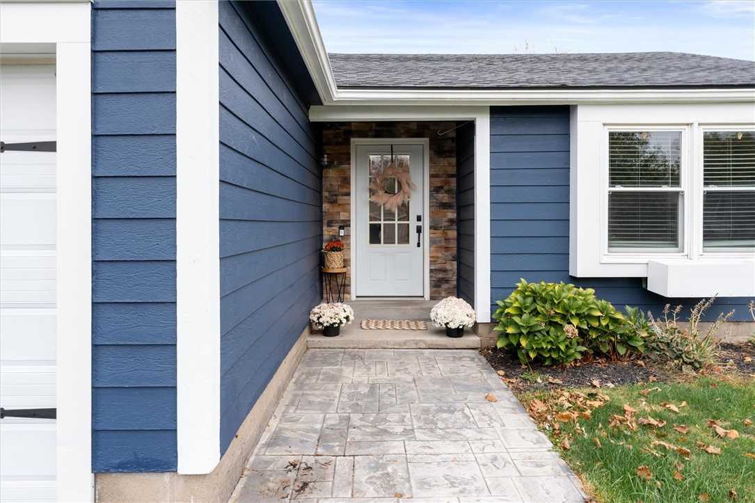 Rochester, Ny Homes For Sale 1 34 lone oak circle