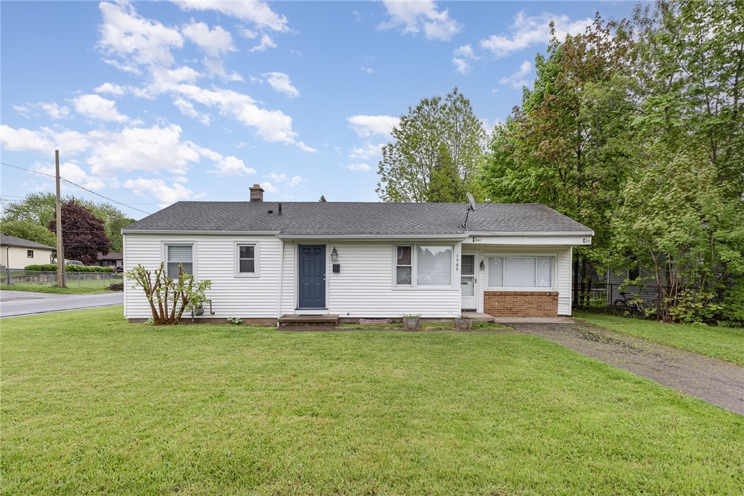 1900 N Goodman Street, Irondequoit, New York image 25