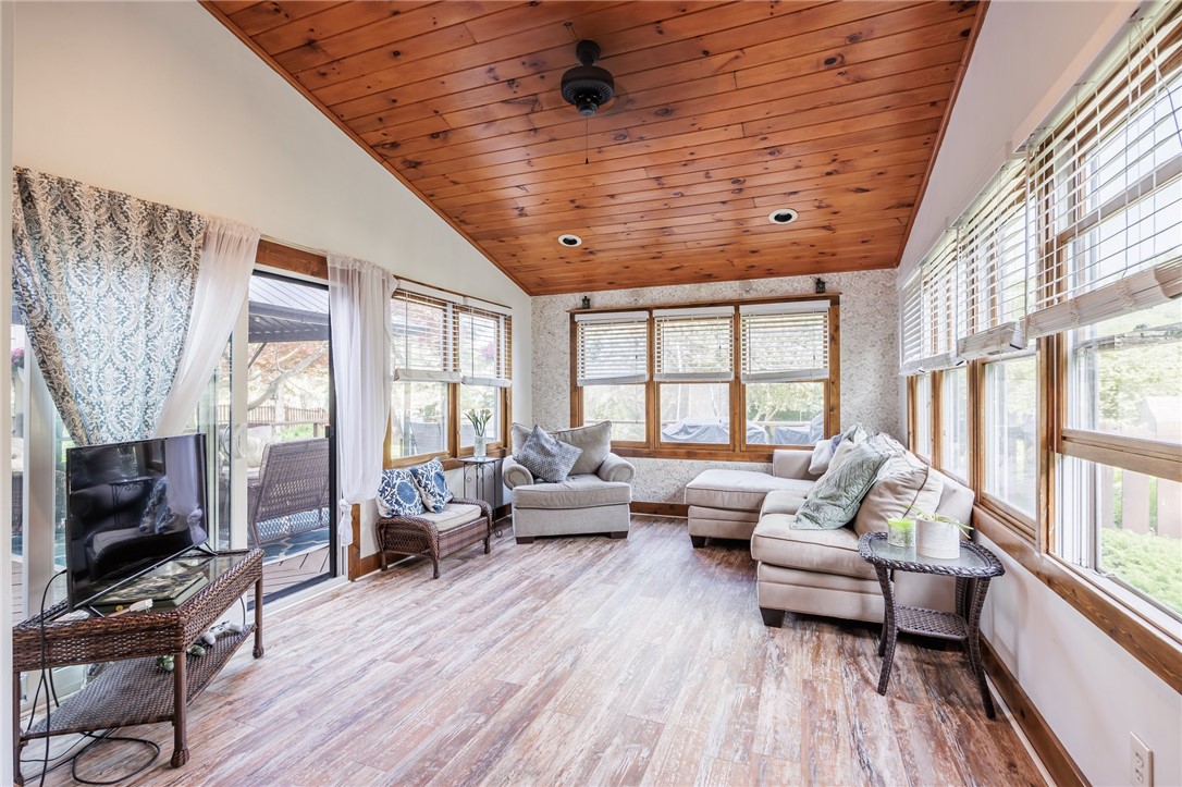 75 Pinebrook Drive, Greece, New York image 18