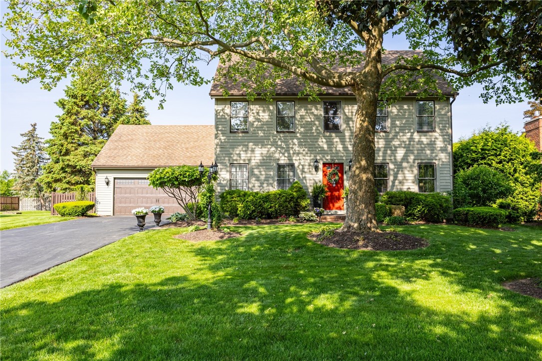 75 Pinebrook Drive, Greece, New York image 1