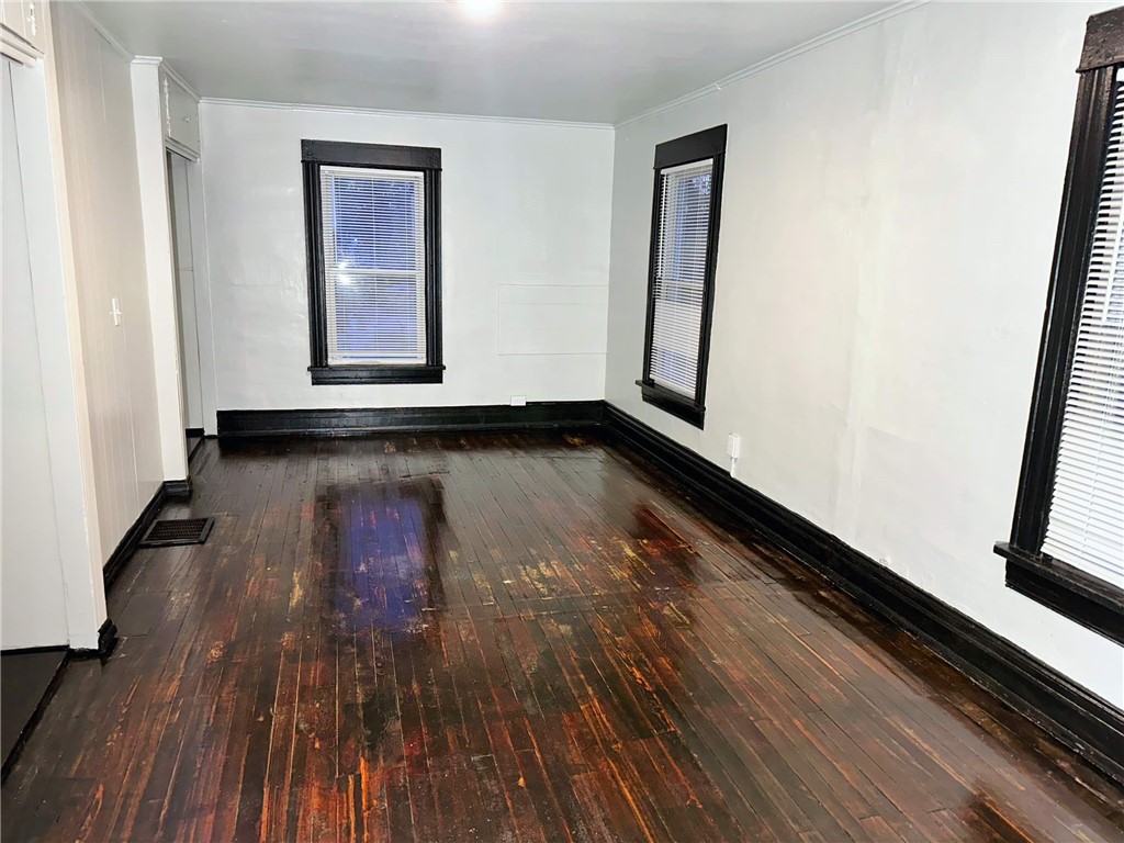 148-150 Flanders Street