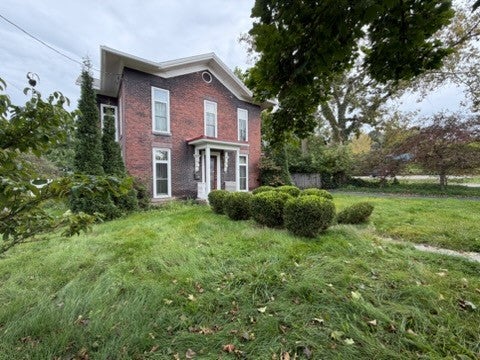 263 Maple Avenue