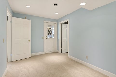 Tiny photo for 9 Neuchatel Lane, Perinton, NY 14450 (MLS # R1683280)