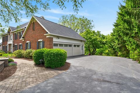 Tiny photo for 9 Neuchatel Lane, Perinton, NY 14450 (MLS # R1683280)