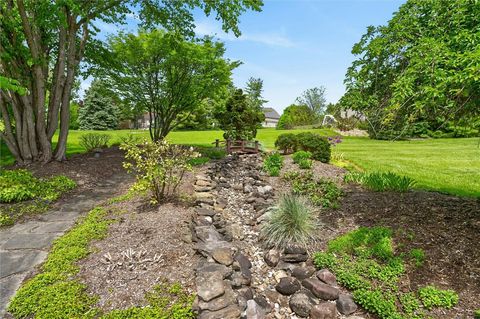 Tiny photo for 9 Neuchatel Lane, Perinton, NY 14450 (MLS # R1683280)