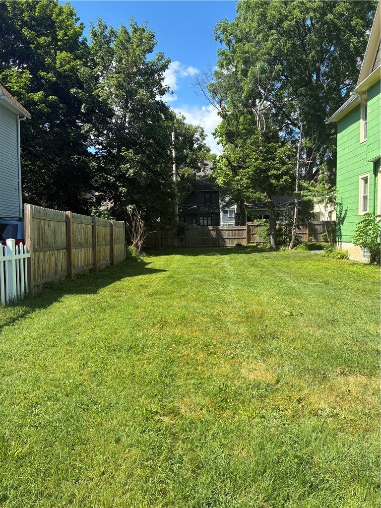 8-12 Arnett Boulevard 8