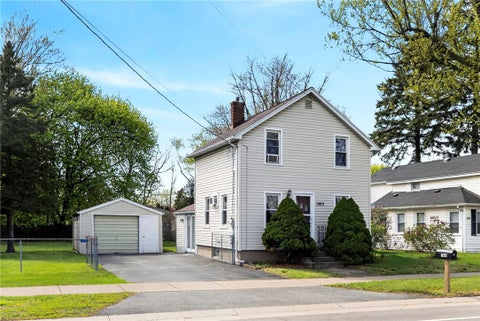Homes For Sale - 1983 Portland Avenue<br/> Monroe County, Irondequoit, NY 14617