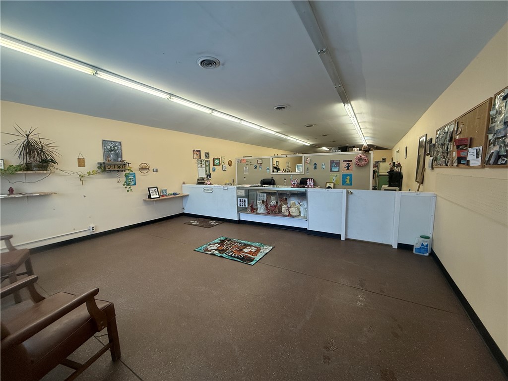 2775 dewey avenue