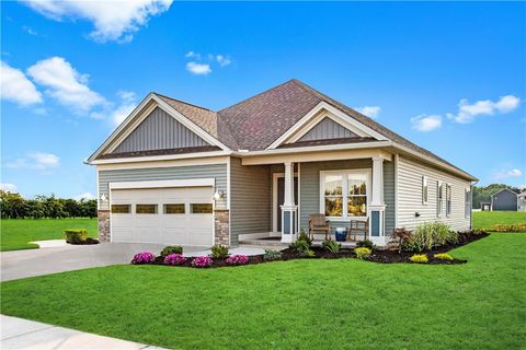 6137 Caleb Ct Court Farmington NY 14425