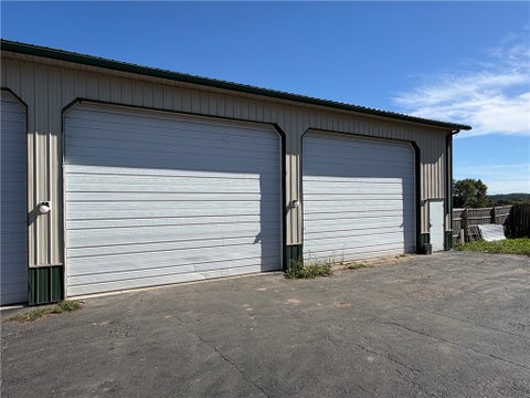 Photo for 7272 W Henrietta Road