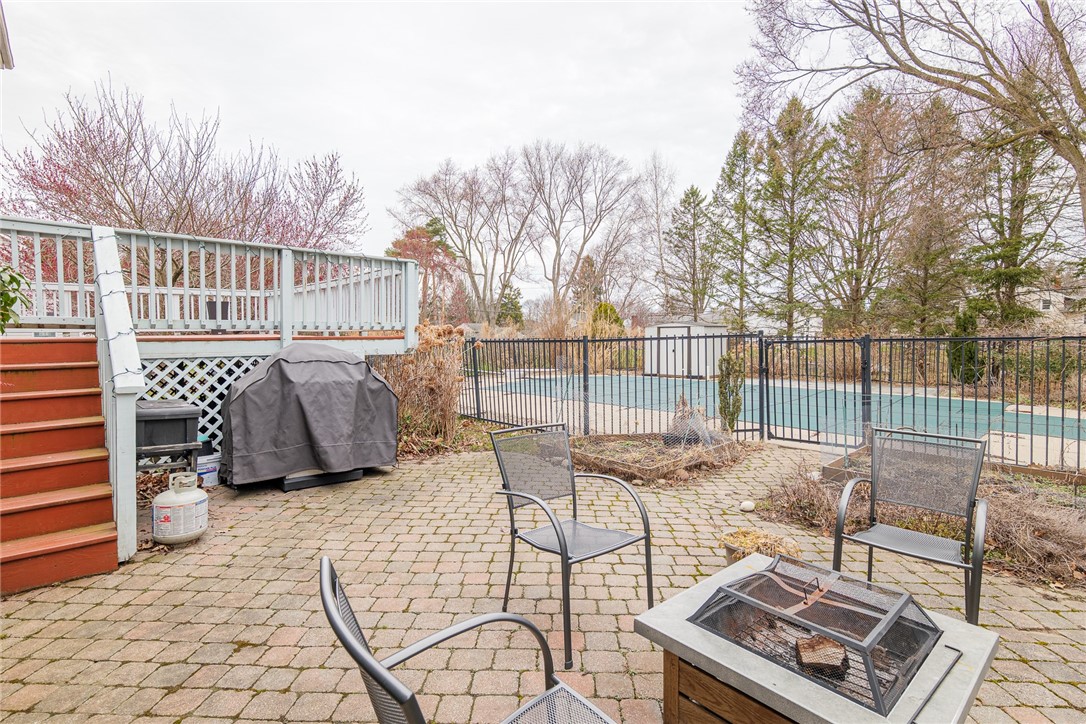 32 Scarborough Park, Penfield, New York image 47