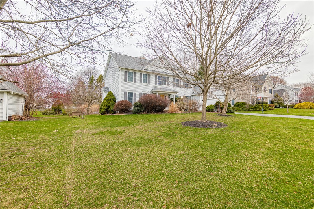 32 Scarborough Park, Penfield, New York image 2