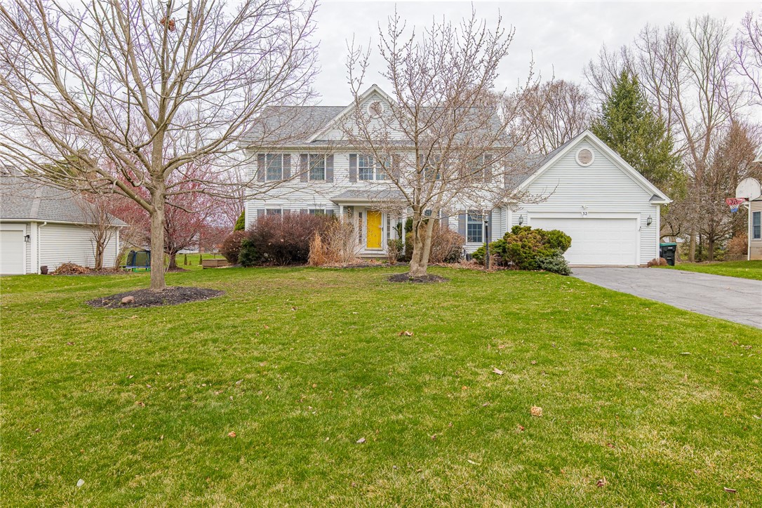 32 Scarborough Park, Penfield, New York image 1