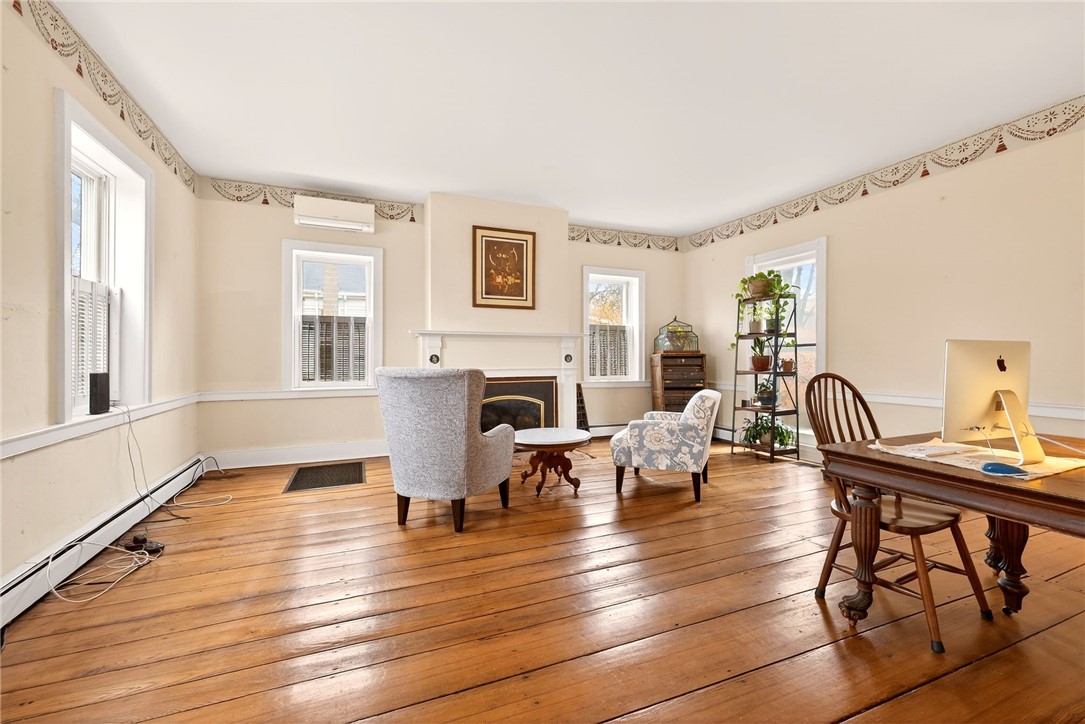 9111 State Route 5 And 20