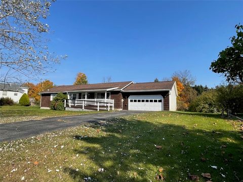 Photo of 111 Park Drive, Oneonta, NY 13820 (MLS # R1571443)