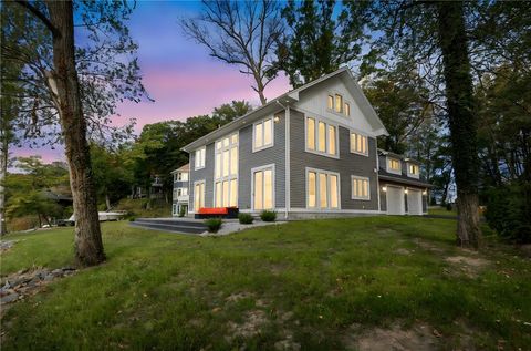 Homes For Sale - 673 Seneca Road<br/> Irondequoit, NY 14622