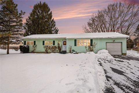 29 Amesbury Road Rochester NY 14623