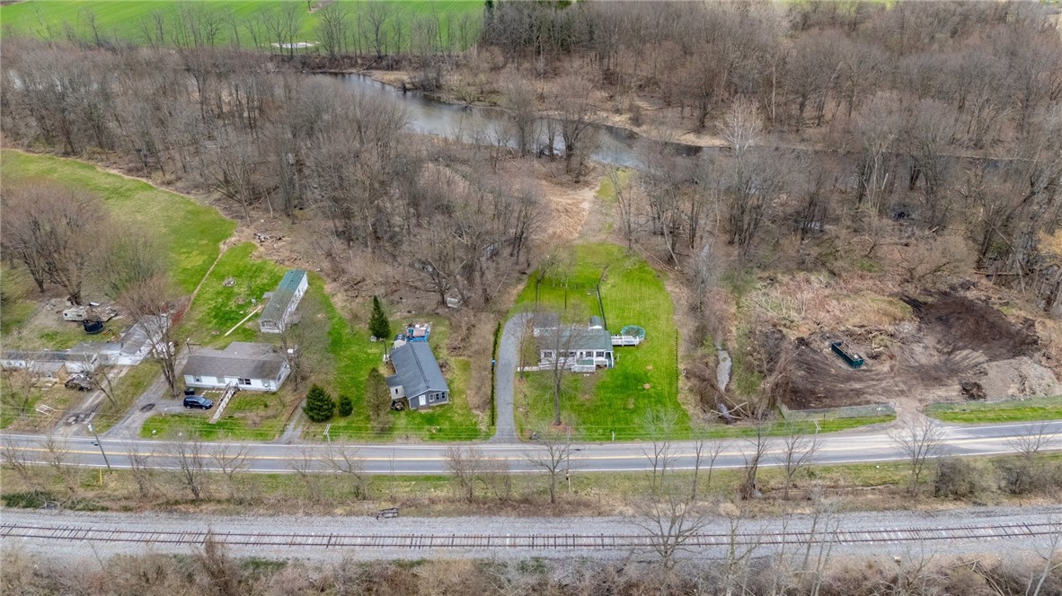 1731 Pioneer Road, Manchester, New York image 8