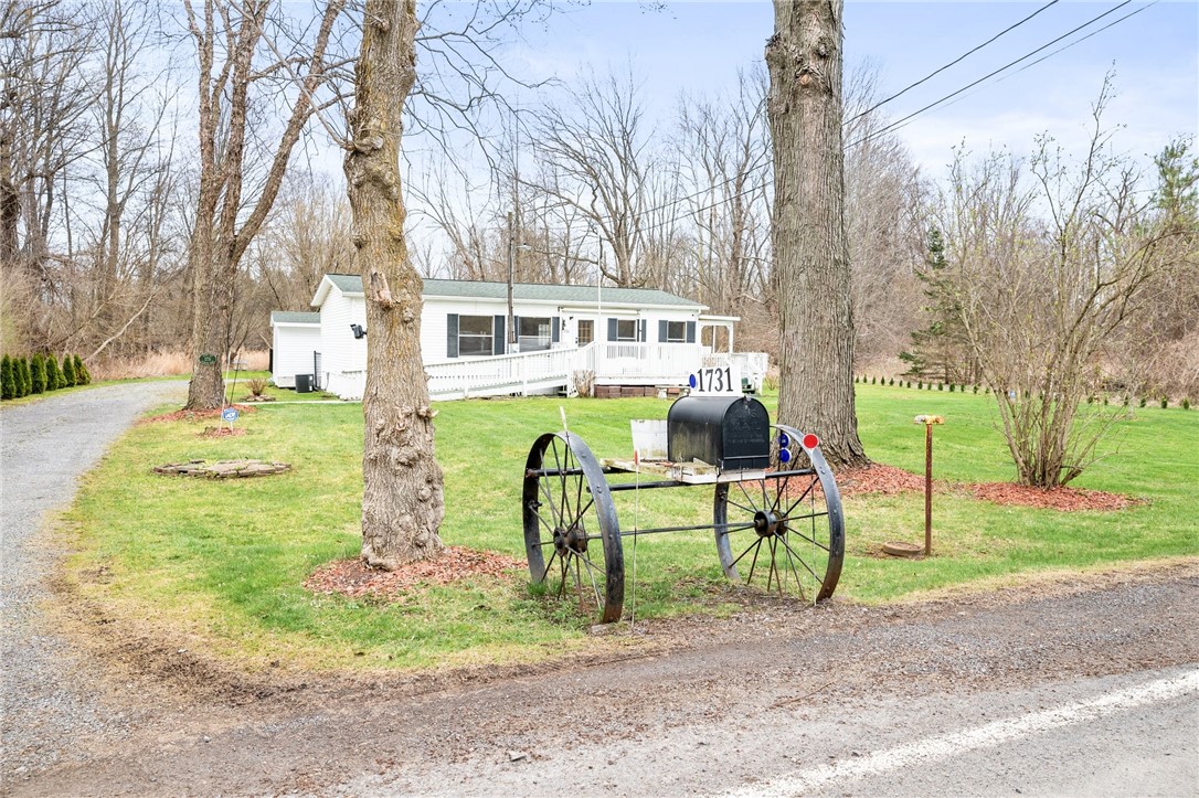 1731 Pioneer Road, Manchester, New York image 5