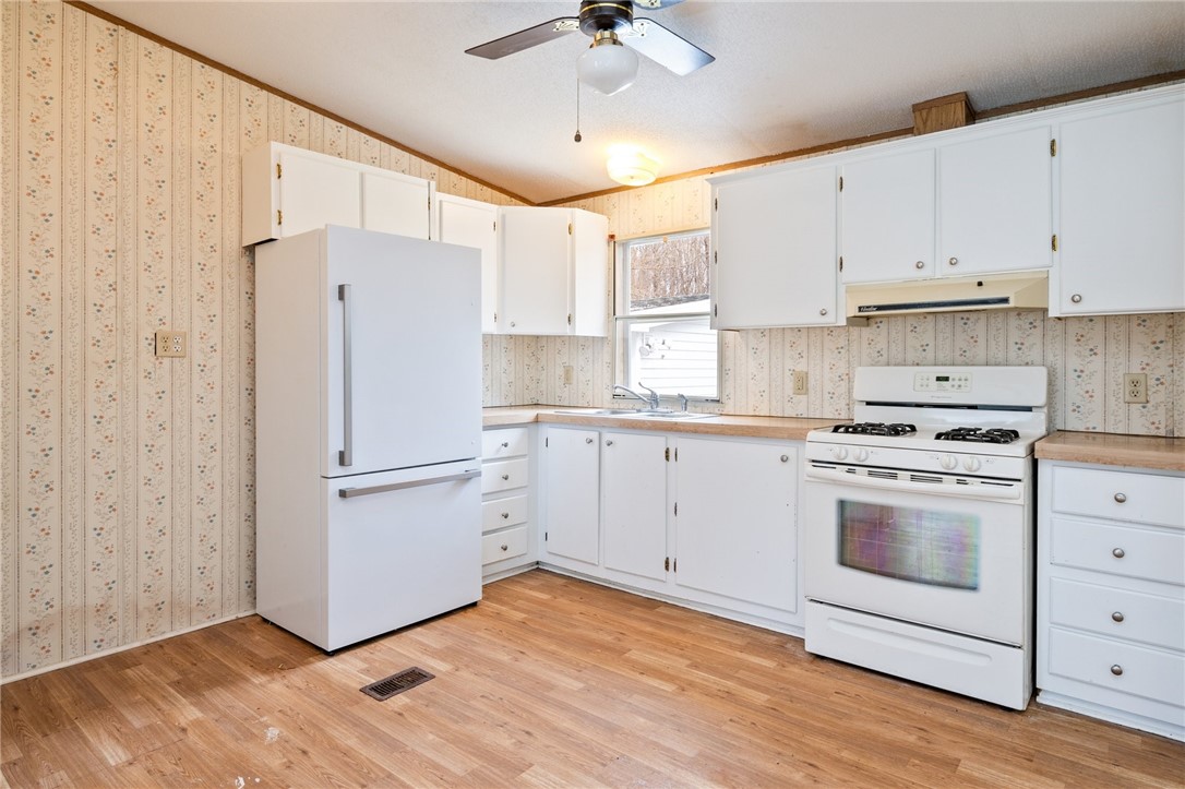 1731 Pioneer Road, Manchester, New York image 15