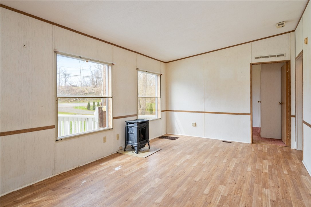 1731 Pioneer Road, Manchester, New York image 11