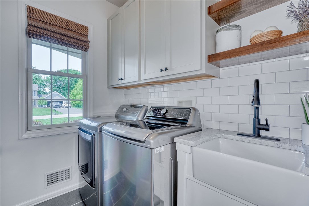 6082 Southbrook Drive, Ontario, New York image 21